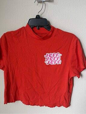 Red 'Jefa' Graphic Crop Te